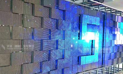 好不容易搜集的矩阵伸缩屏相关资料资料来源洪海智造