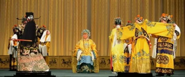 京剧舞台上的“大咖们”都穿啥?-搜狐大视野-搜狐新闻