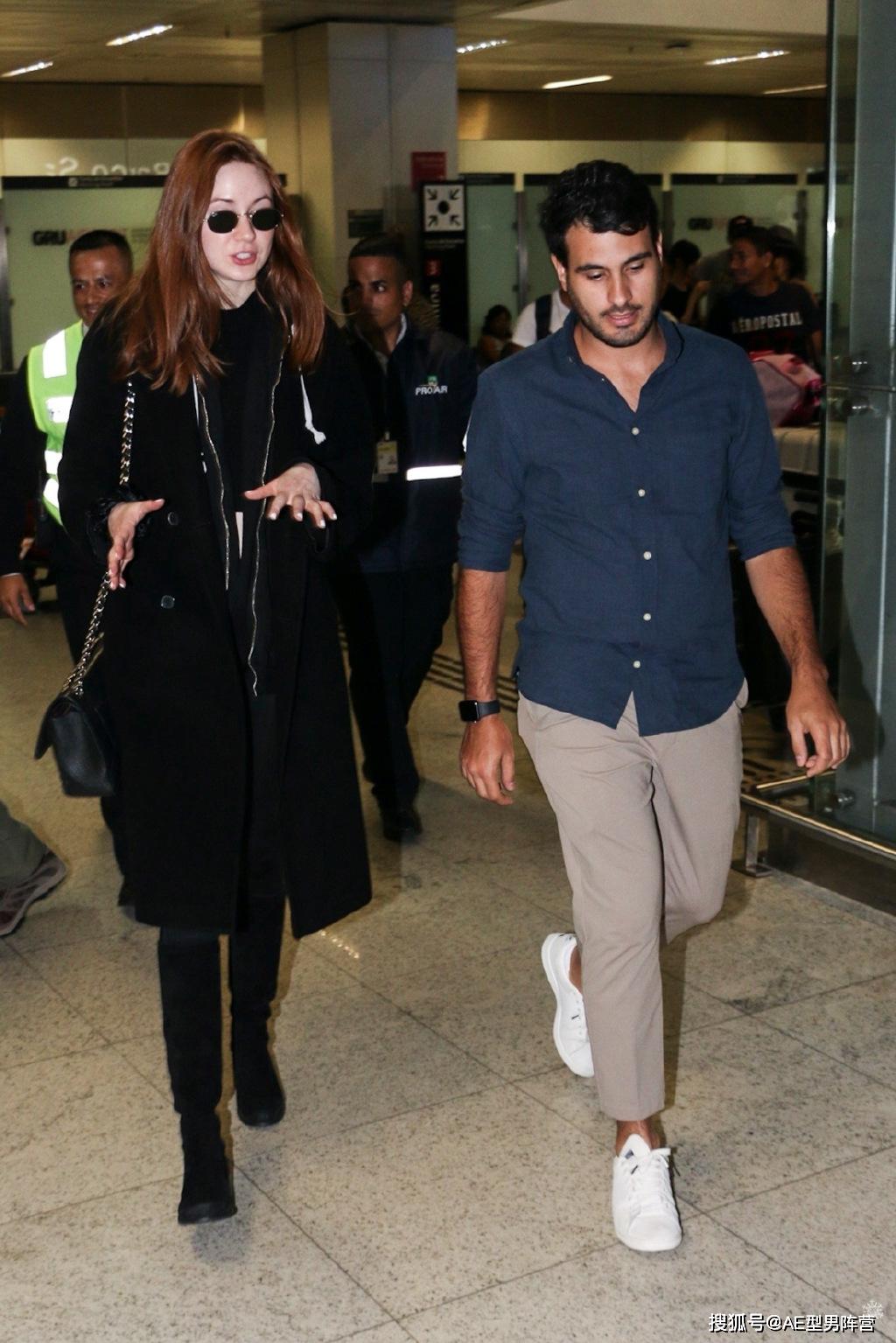 "星云"凯伦·吉兰现身街头!休息9个月长胖不少,脸上堆起了肉肉