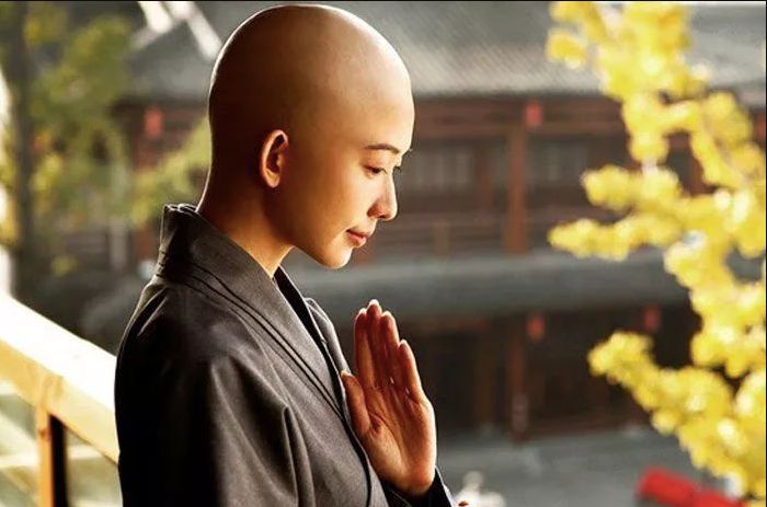 阿弥陀佛光头是人类有史以来最酷的发型