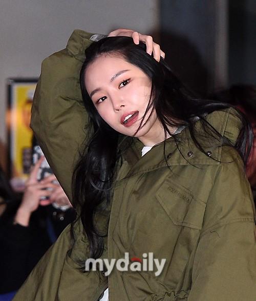 「md photo」 孙娜恩首尔出席《动物园先生:消失的vip》首映_电影