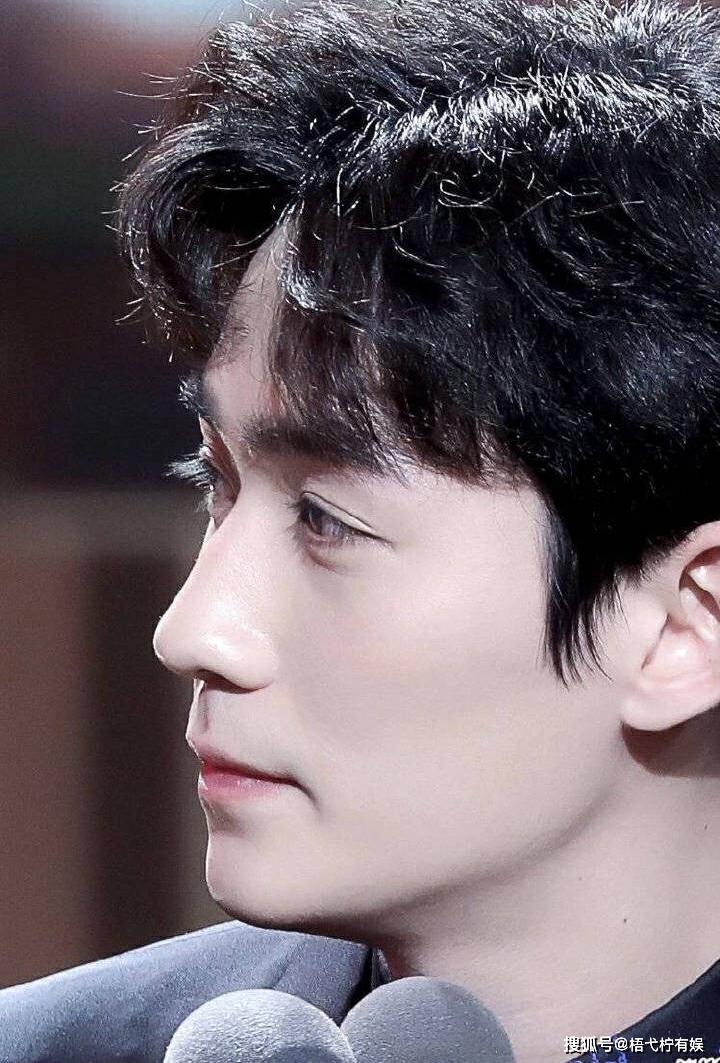 朱一龙参加联排或二登春晚自带保密局属性却被长睫毛暴露了