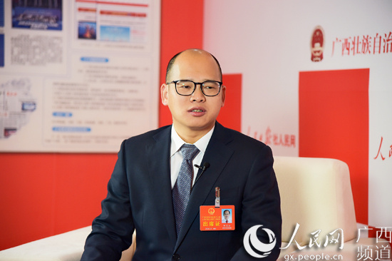 人民网专访广西人大代表靖西市人民政府市长郝玉松