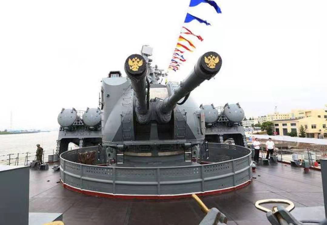 长得胖就是了不起:055驱逐舰主炮取消了炮口制退器!_舰炮