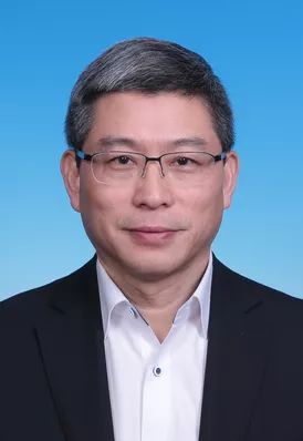 孙子强 科学技术界委员建议给"骑手"建档案廖春迎 社会科学界委员强化