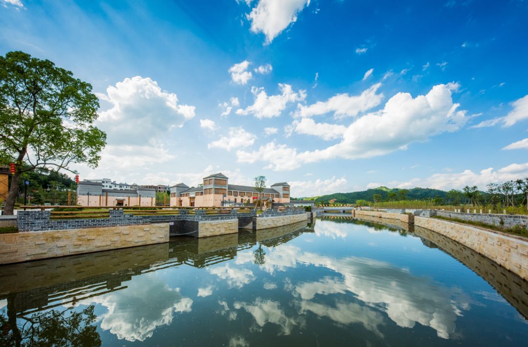 与世界对话龙南客家围屋将登上世界顶级艺术殿堂