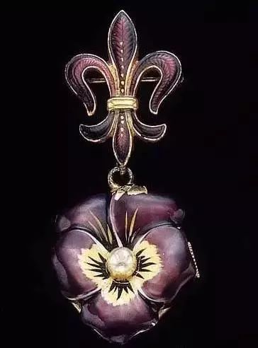 佰懿珠宝丨鸢尾花珠宝绽放在皇冠上的翘楚之花