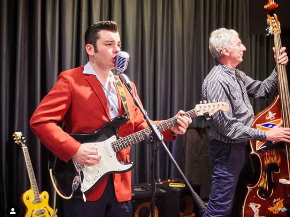 猫本也有了奥斯卡最佳影片取景地还能看猫王的复刻演唱会