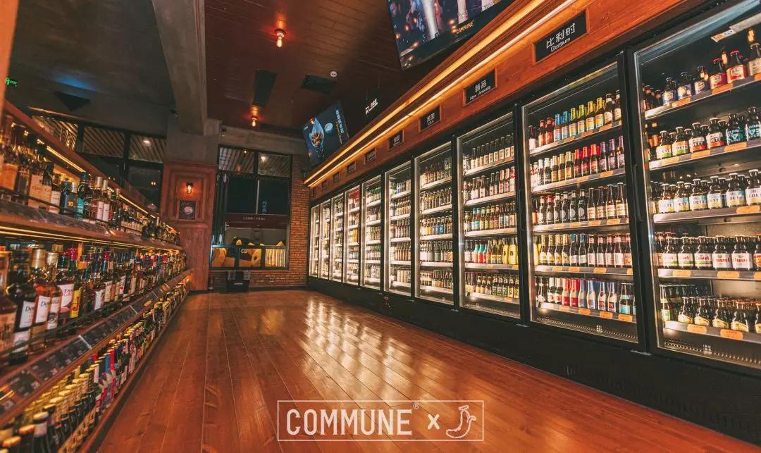 75 它被号称为世界"酒水博物馆"75[ 20m超长世界酒墙