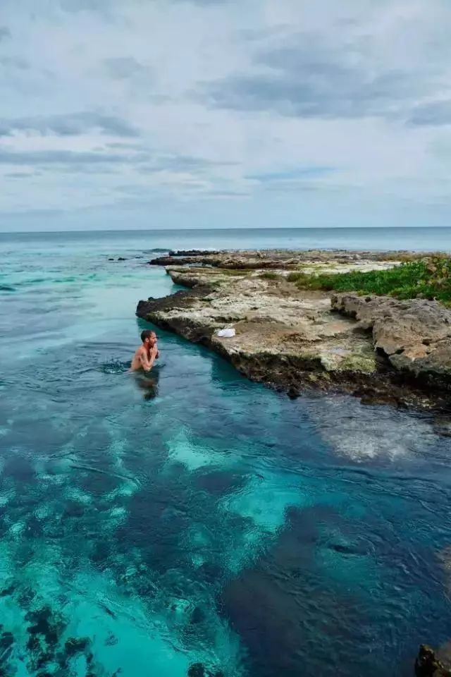 米其林大厨跑到荒岛开餐厅,却成了超级网红,这样的人生酷毙了_艾瑞克