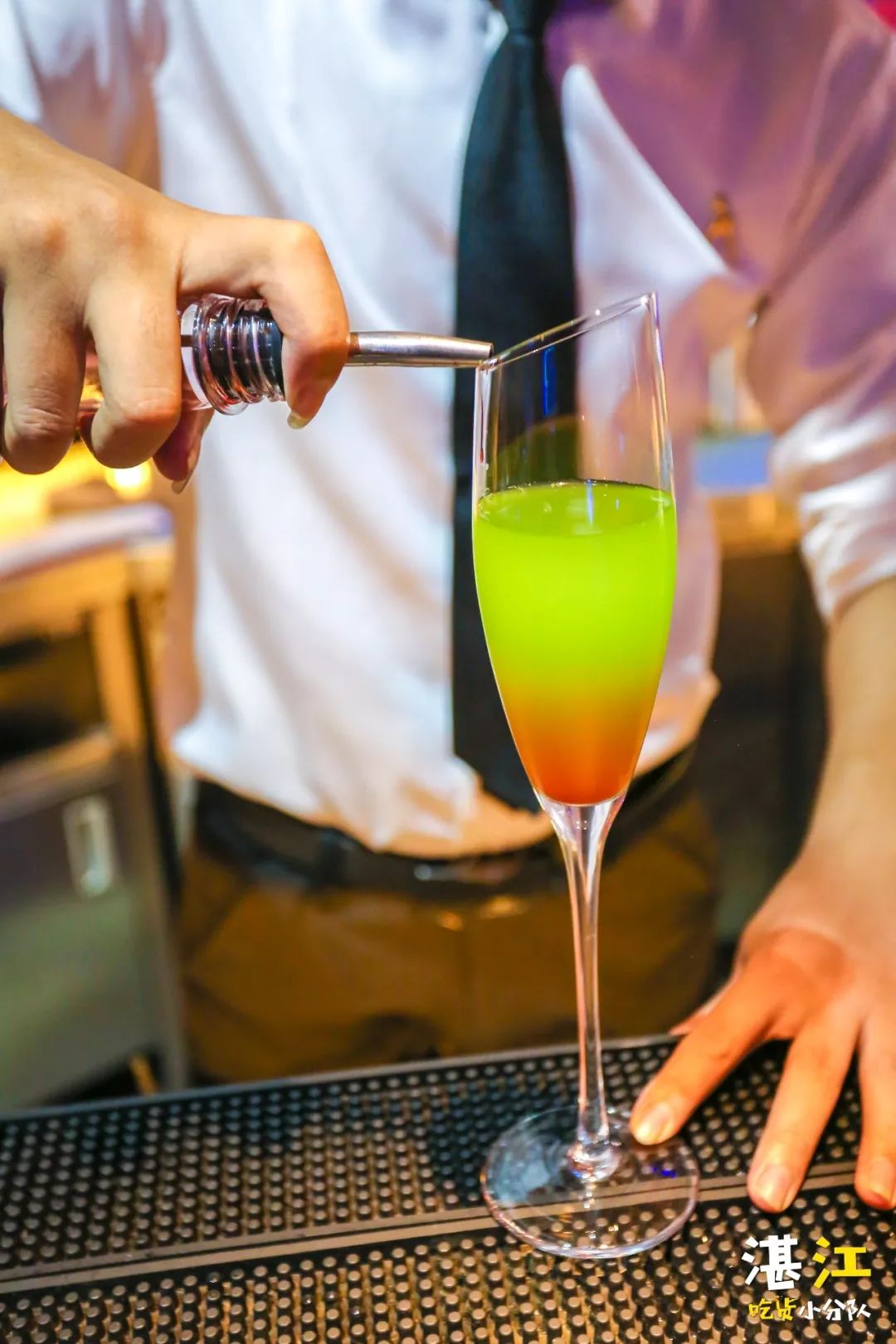 1折开在金沙湾360无死角的花园酒吧凌晨两点不打烊