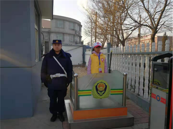��Т�л�С���ߵ������жӲɷ�ѧϰ������������