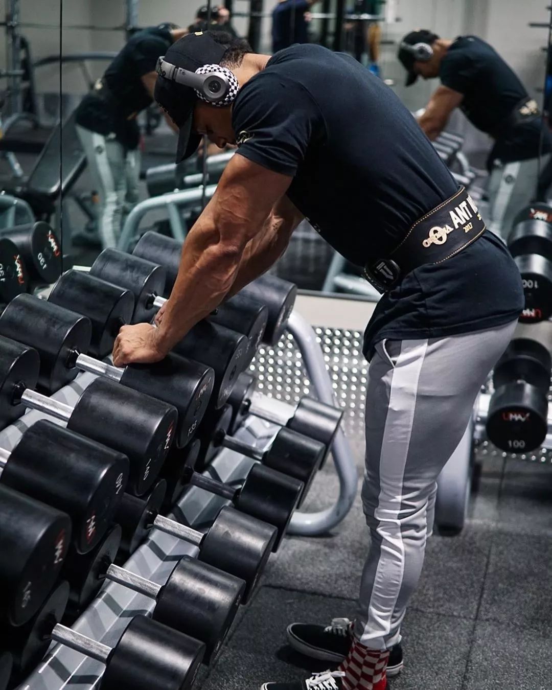 人到中年练肌肉已经不再是兴趣而是必须