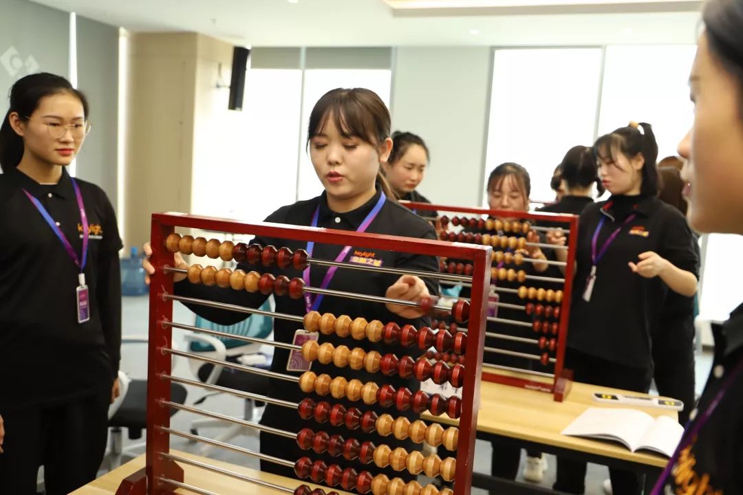 首届Keylight全国教育脑科学教师技能技巧挑战赛圆满举行 首届Keylight全国教育脑科学教师技能技巧挑战赛圆满举行