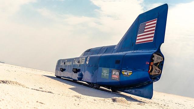 时速7222kmh史上最快引擎赛车1968款挑战者2号