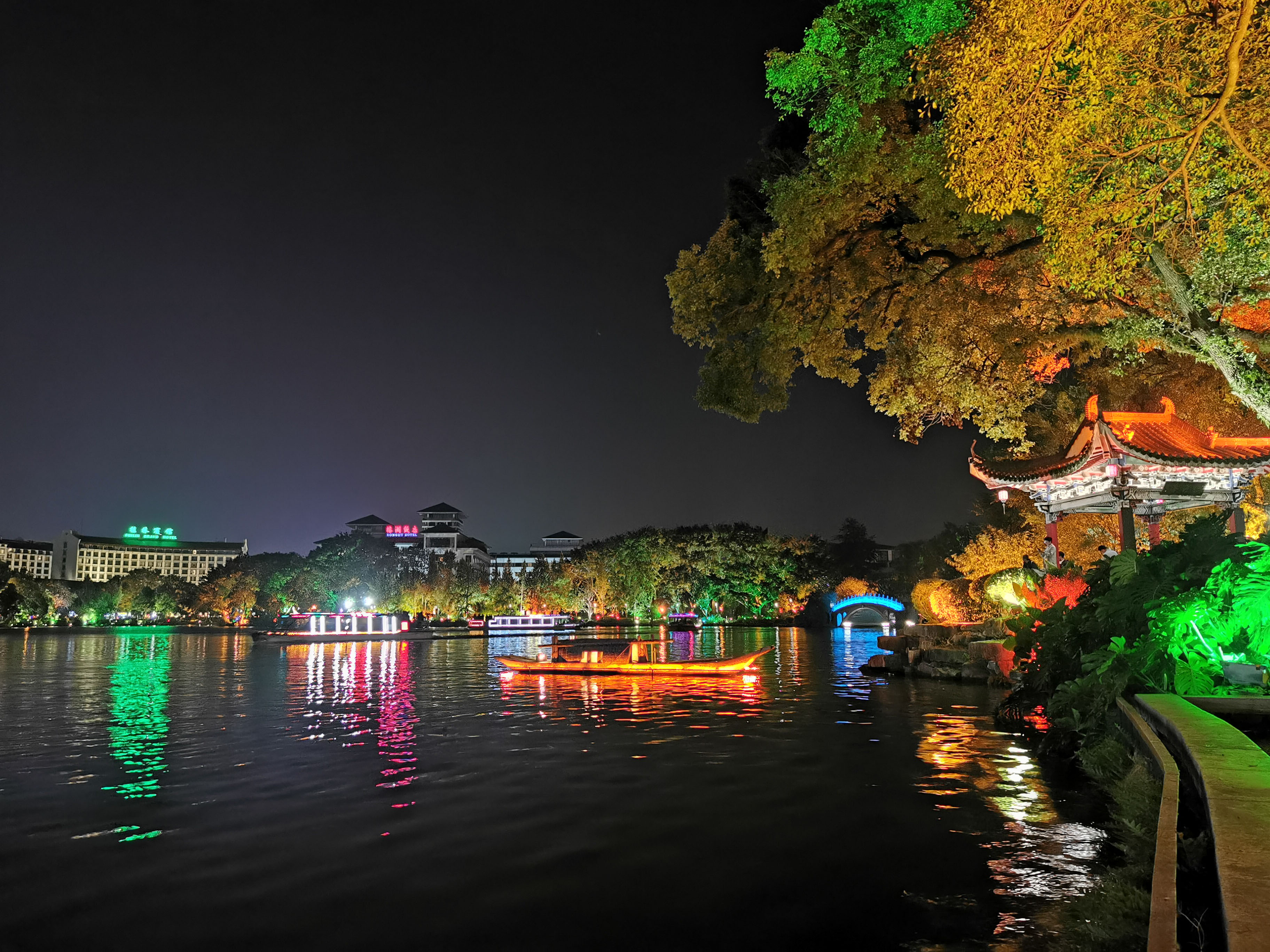 桂林公园夜景图片
