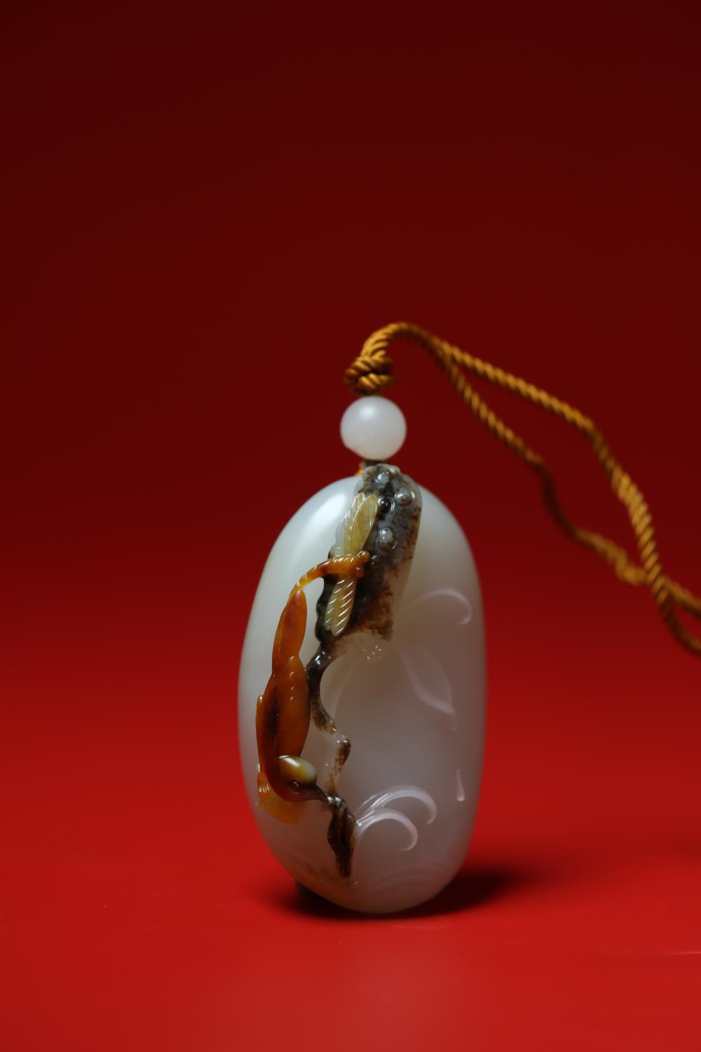 蜻蜓飞上玉搔头