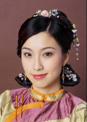 2006年《铁血保镖》2005年《酒店风云》2003年《当四叶草碰上剑尖时》