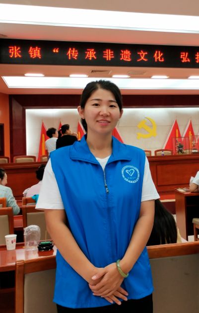 她就是本期主人公——梁赛