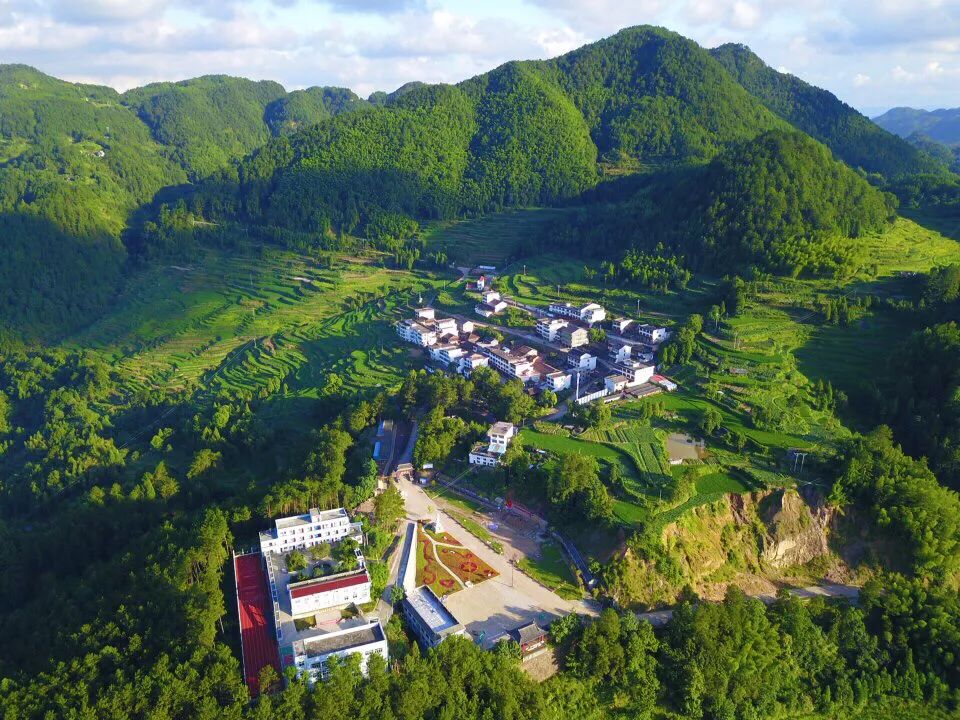 地点:文成县黄坦镇培头民族村活动:"年味之旅·畲乡过大年"时间:2020