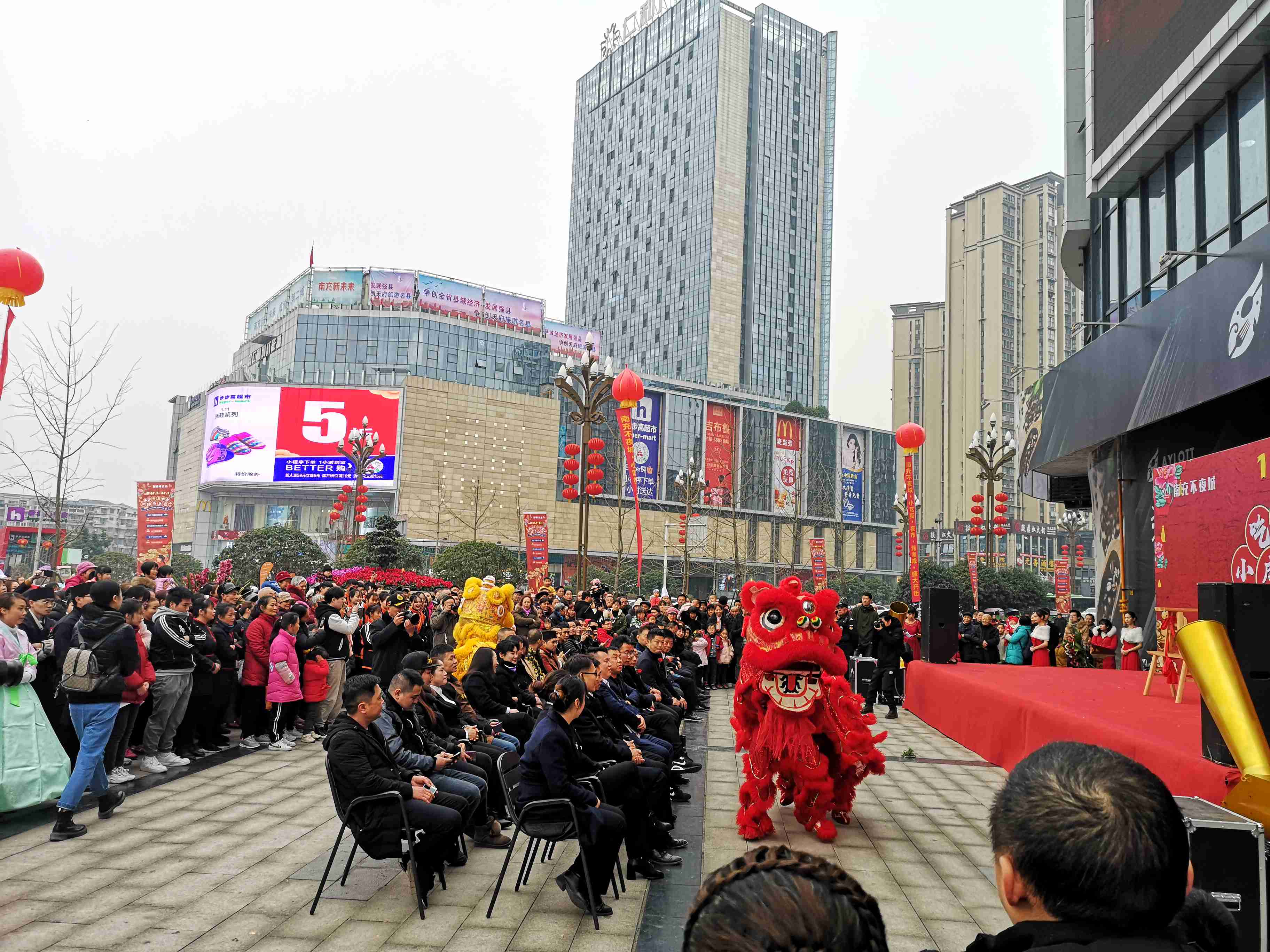 南充不夜城来啦,千万别错过!