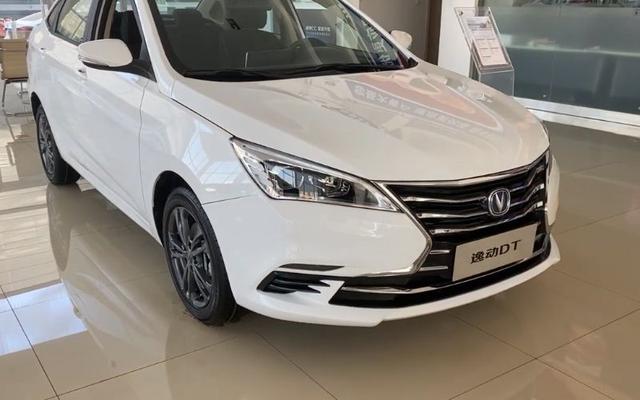 长安逸动dt到店实拍售价579万元搭载16l发动机