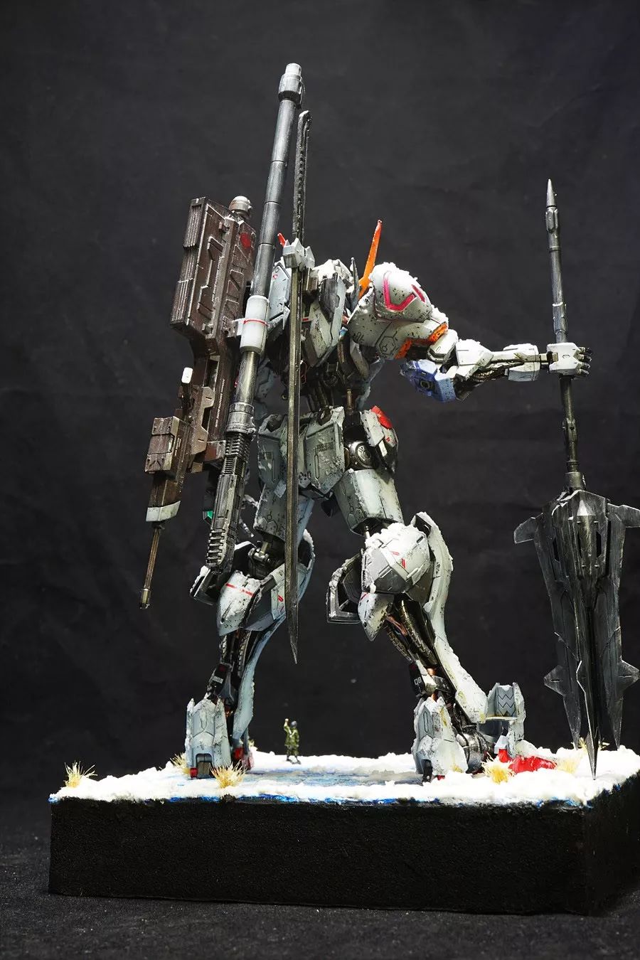 听说,在冬天,巴巴托斯更适合屹立在雪地之上!_场景