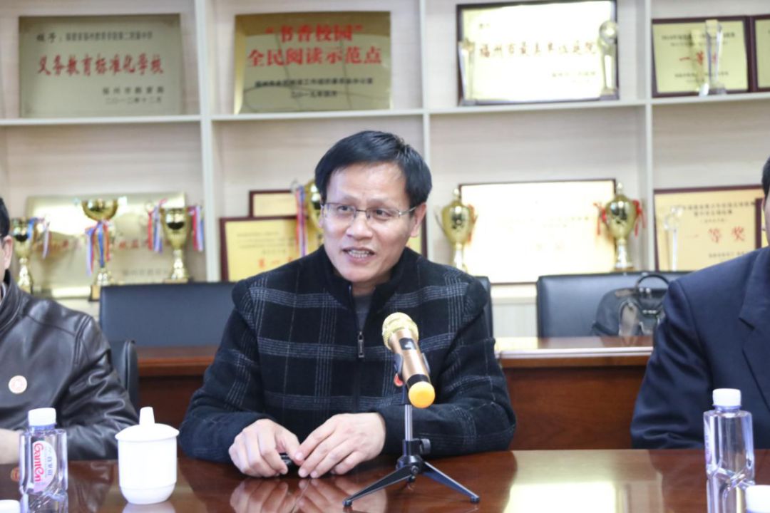 校长郭义超致欢迎辞kevin stansberry校长讲话双方签署合作备忘录座谈