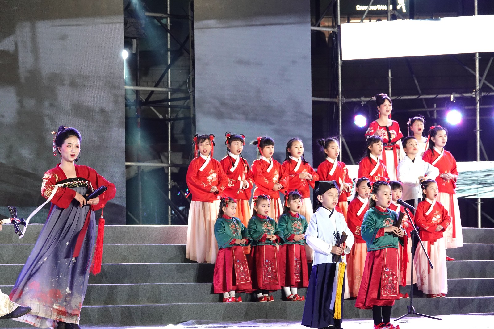 南音直入花园首次亮相2020年中国海峡大舞台春晚