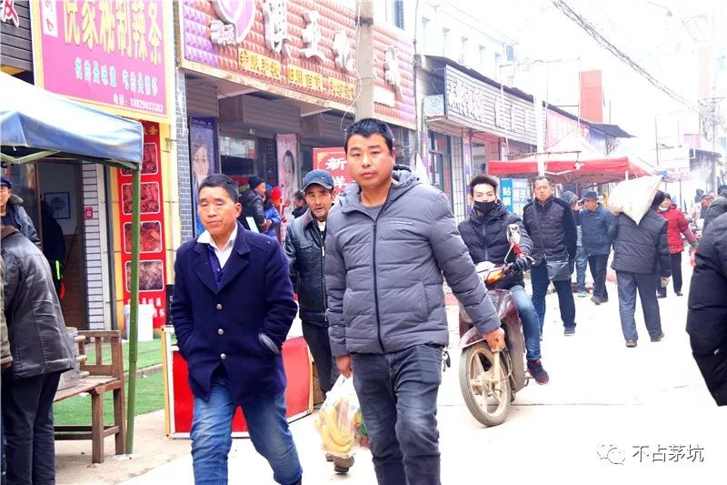 实拍蓝田焦岱集,好亲切!_焦岱镇