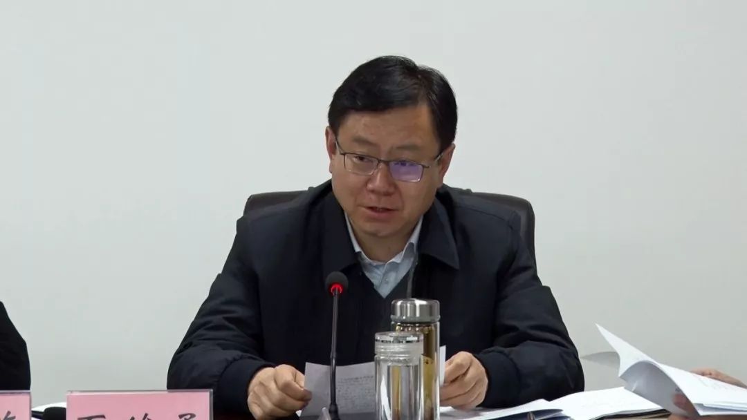 夏维勇主持召开县委第61次常委会议