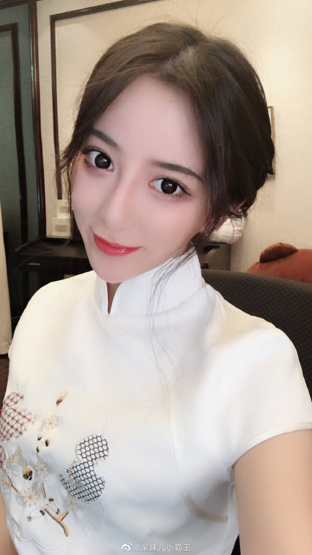 一条小团团要凉被爆黑历史和真实照片呆妹儿无辜躺枪掀起双方粉丝骂战