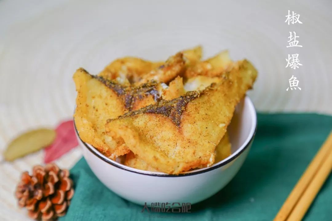 火遍魔都的爆鱼专门店空降合肥15块钱吃一斤