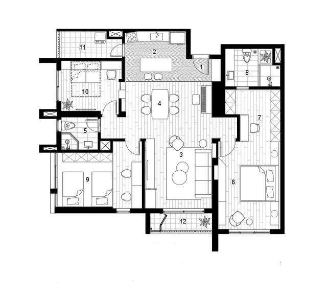 房型:三室一厅面积:147㎡