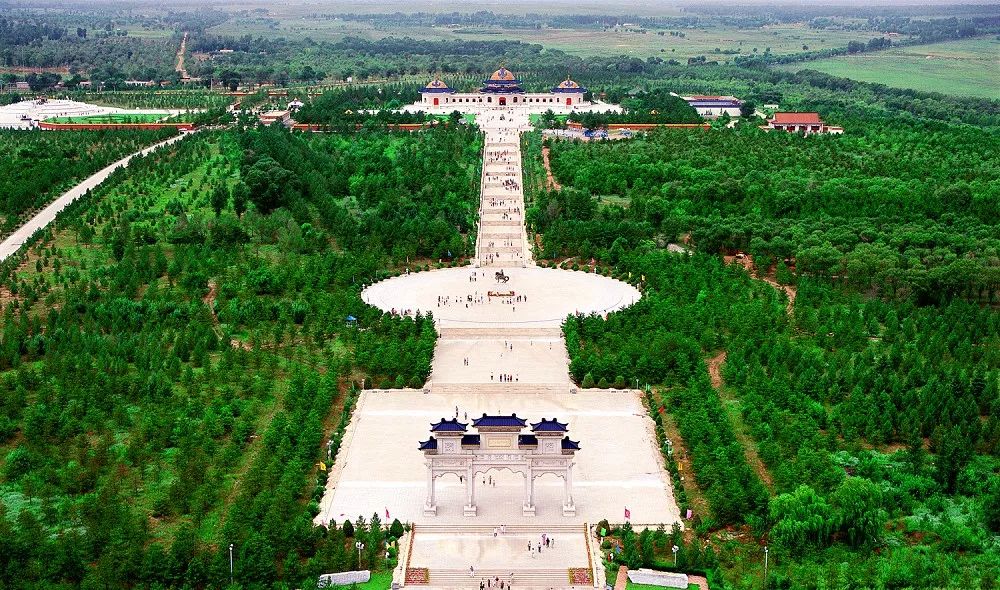 成吉思汗陵旅游区介绍图片