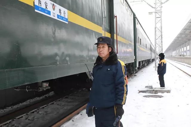 保春运库尔勒车辆段战雪行动