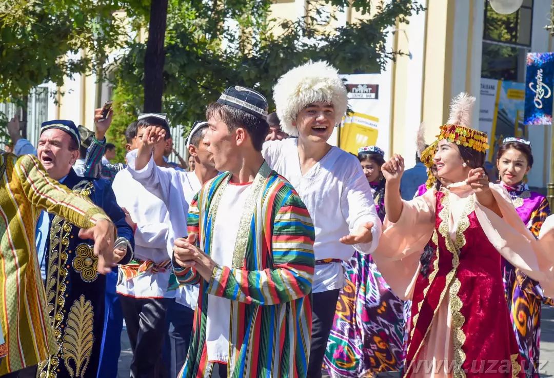 乌兹别克斯坦新鲜度100的免签国这里富得流油却比朝鲜还神秘比泰国还