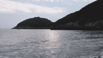 8)六档减光镜拍摄可以看到海浪已经被雾化,有一种烟雾缭绕的感觉.