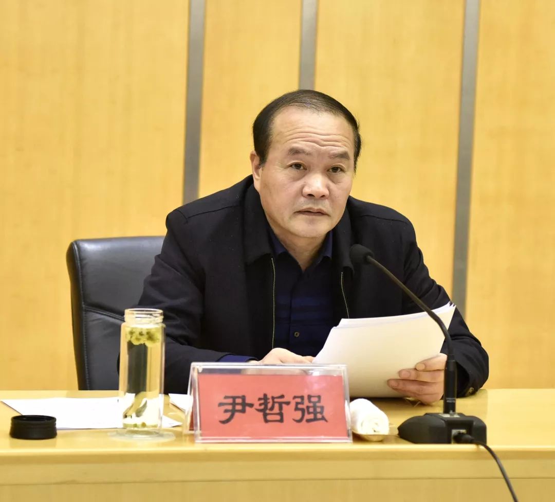 尹哲强作区党工委管委会领导班子述职报告和干部选拔任用工作报告.