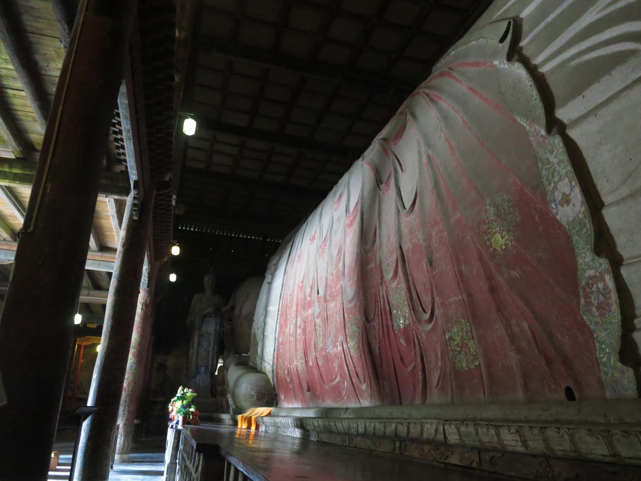 张掖大佛寺睡佛图片