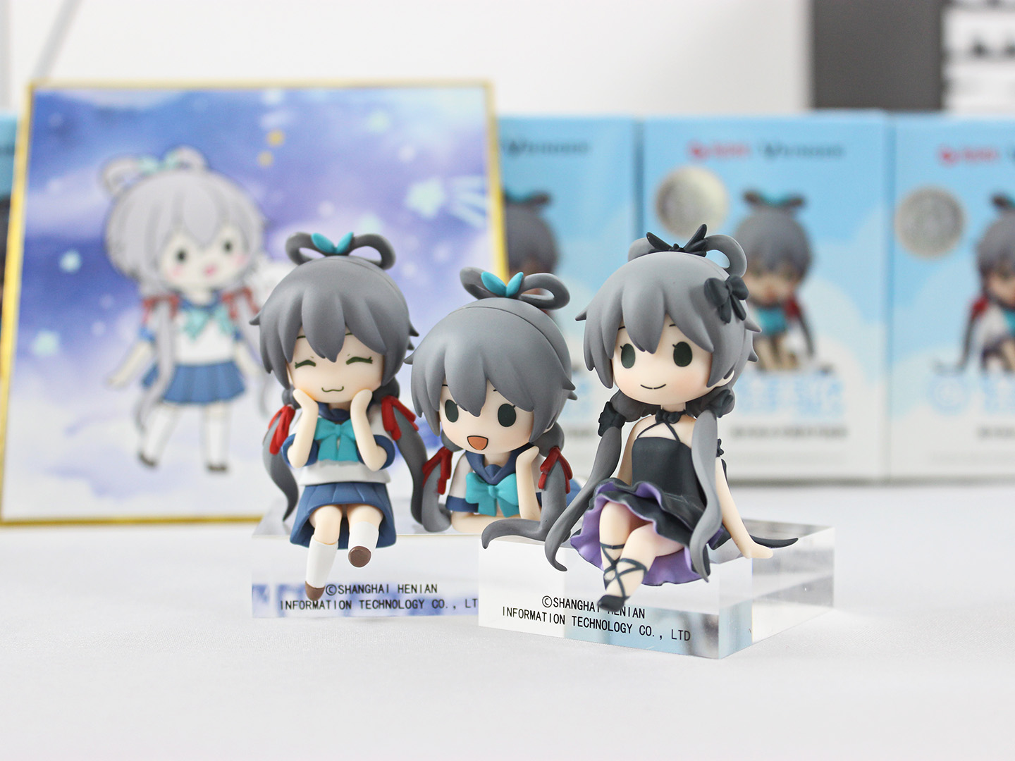 不用住硬盘的小姐姐更可爱actoys洛天依盒蛋开箱