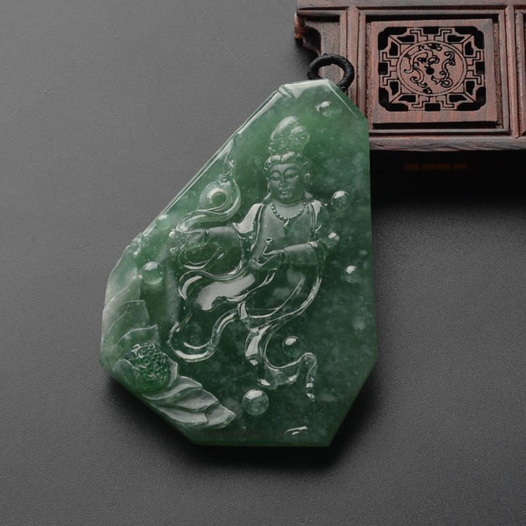 中国玉雕大师吴清华