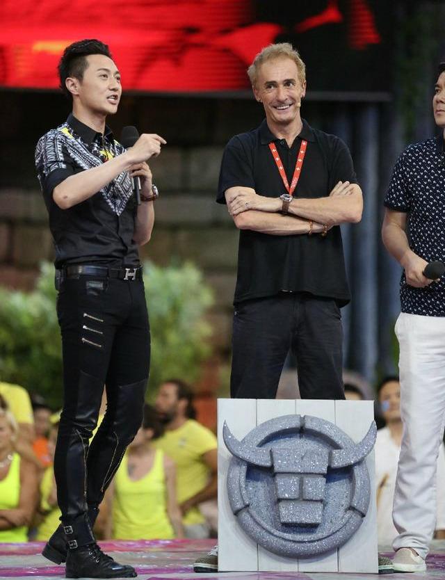 央视最帅体育主持,曾因满嘴跑火车被观众骂,如今不见踪影_甄诚