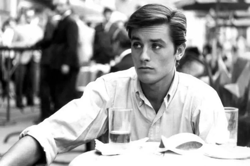 毕竟我们心目中经典的法国帅哥基本都是阿兰·德龙(alain delon)这样