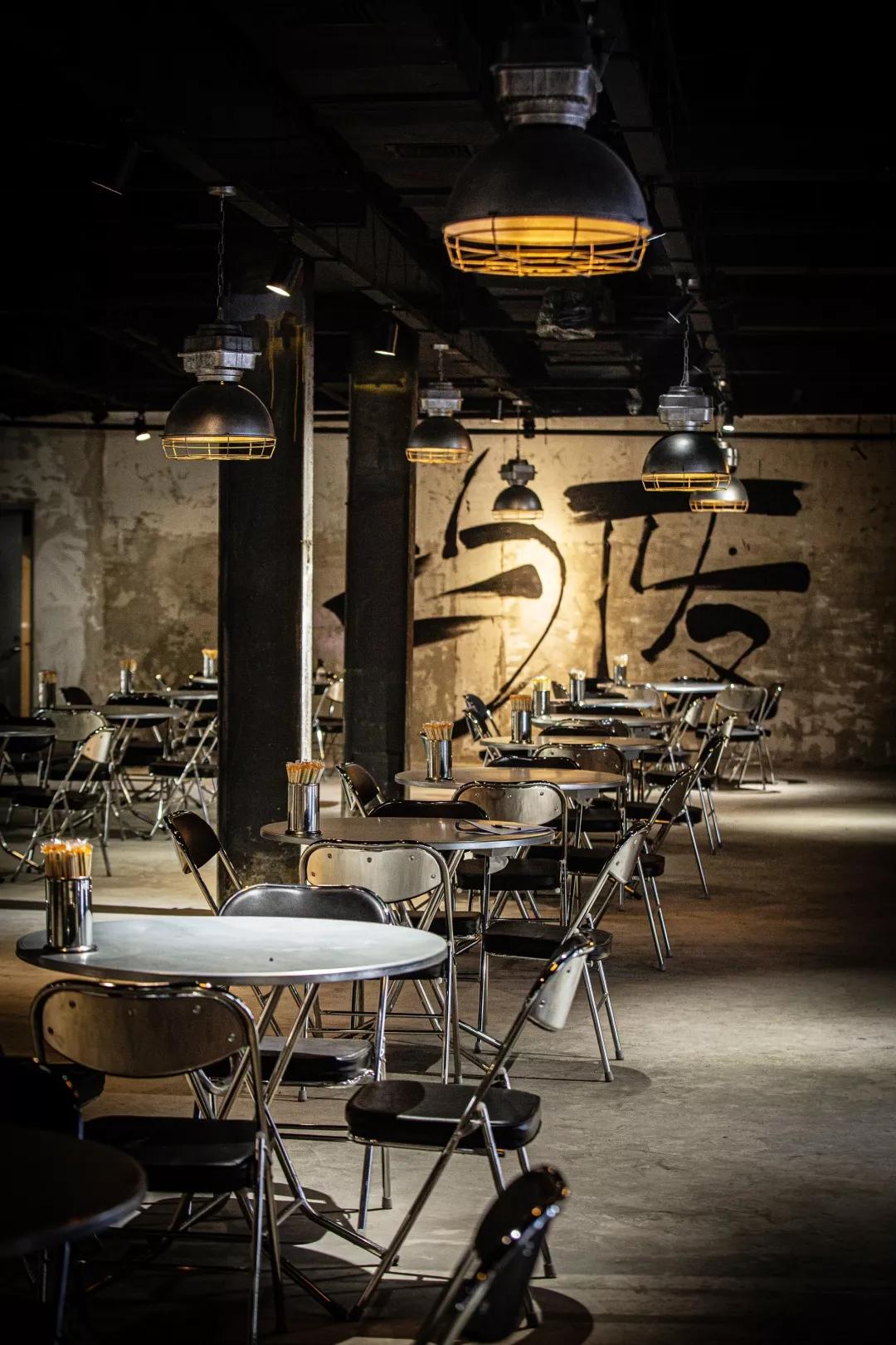 自由大路废墟风烧烤大排档招牌套餐只要359