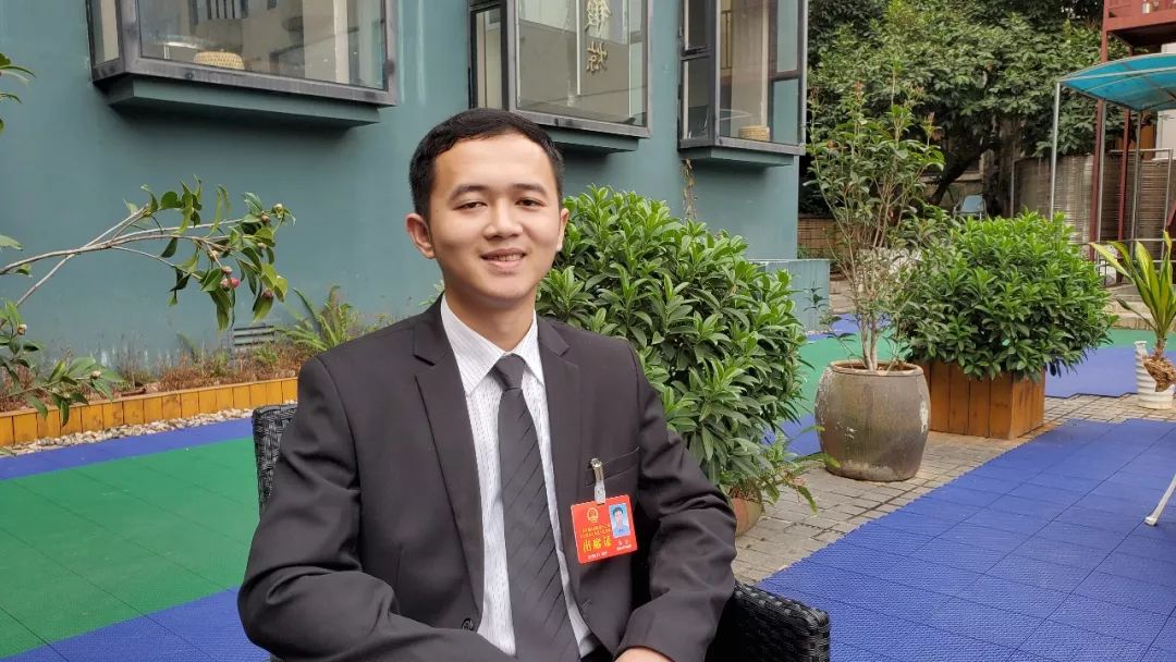 90后代表委员笑脸   马宁:为广西建国内智能一流电网而奋斗