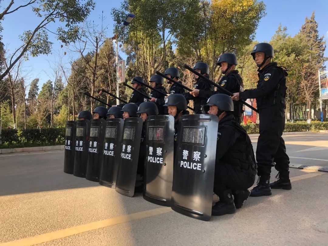 电警棍效果图片