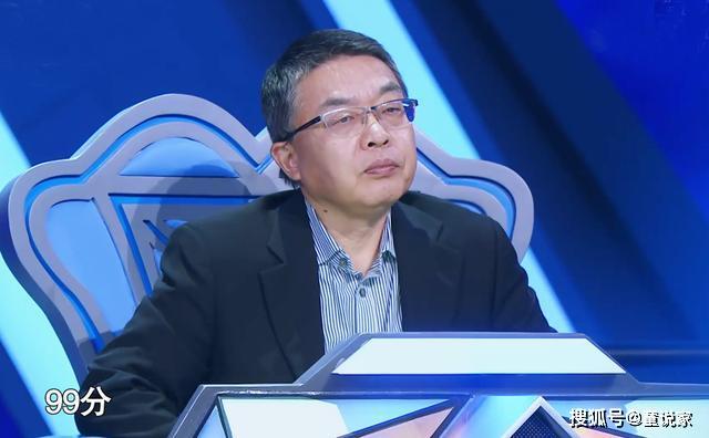 来源于主持人大赛网友认为,白影的主持风格大气且有