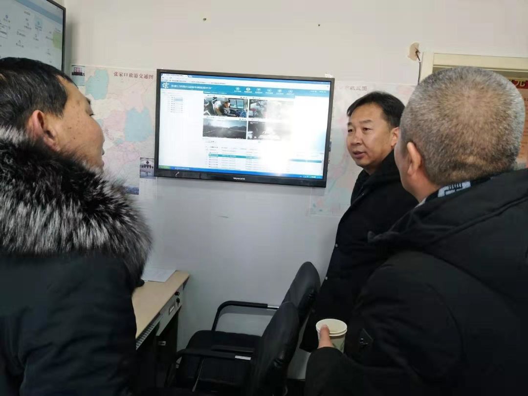 副县长莘瑞宝到康保县长途汽车客运站进行安全生产大检查