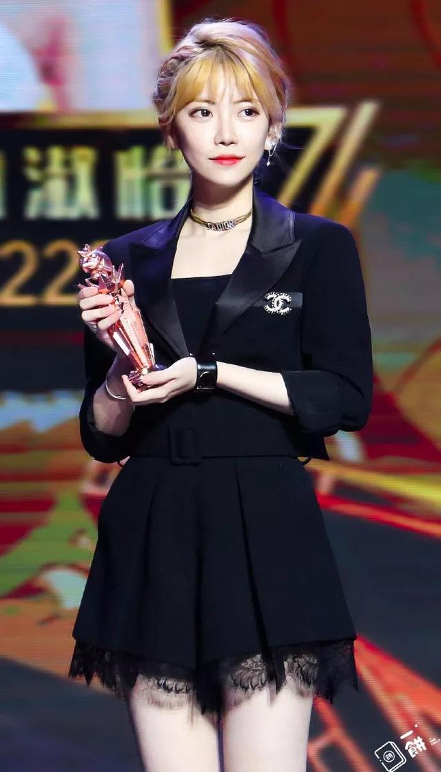 总监口嗨周淑怡长相"去照照镜子"周姐冷静回应:算了_直播